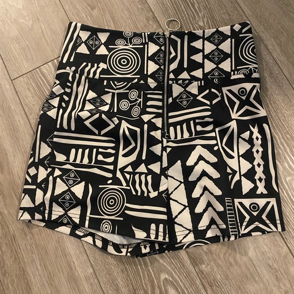 SHEIN Pants - High waisted